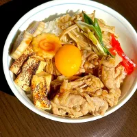 Snapdishの料理写真:豚すき焼き丼|ichiさん