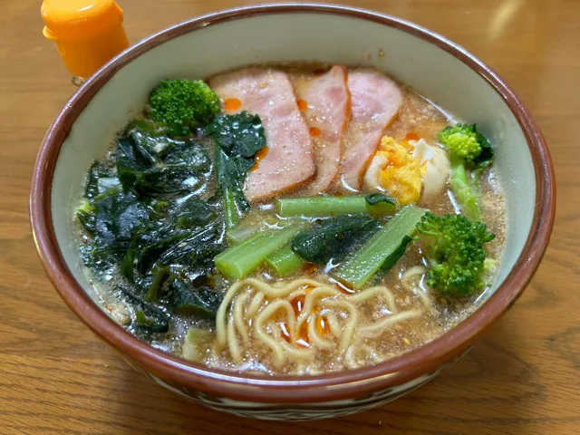 Snapdishの料理写真:マルちゃん正麺🍜、豚骨醤油味❗️(＾ｰ^)✨|サソリさん