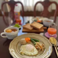 Snapdishの料理写真:常備菜で和洋折衷朝ごはん|m’chinさん