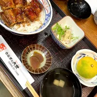 Snapdishの料理写真:鰻丼ハーフ|Yukityさん