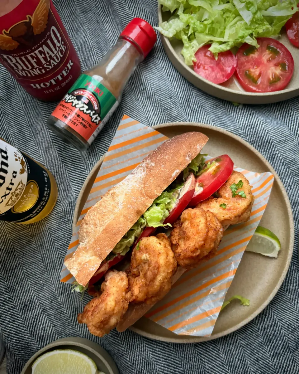 シュリンプポーボーイ Shrimp Po’ Boy|まる(丸大豆)さん