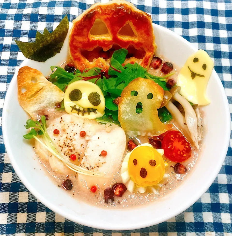 大和ルージュ（赤いスイートコーン）のハロウィンラーメン|sarada.makiさん