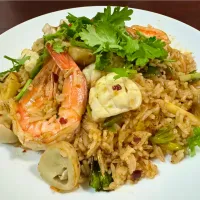 Snapdishの料理写真:Tom Yum Seafood Fried Rice|BrownTableさん