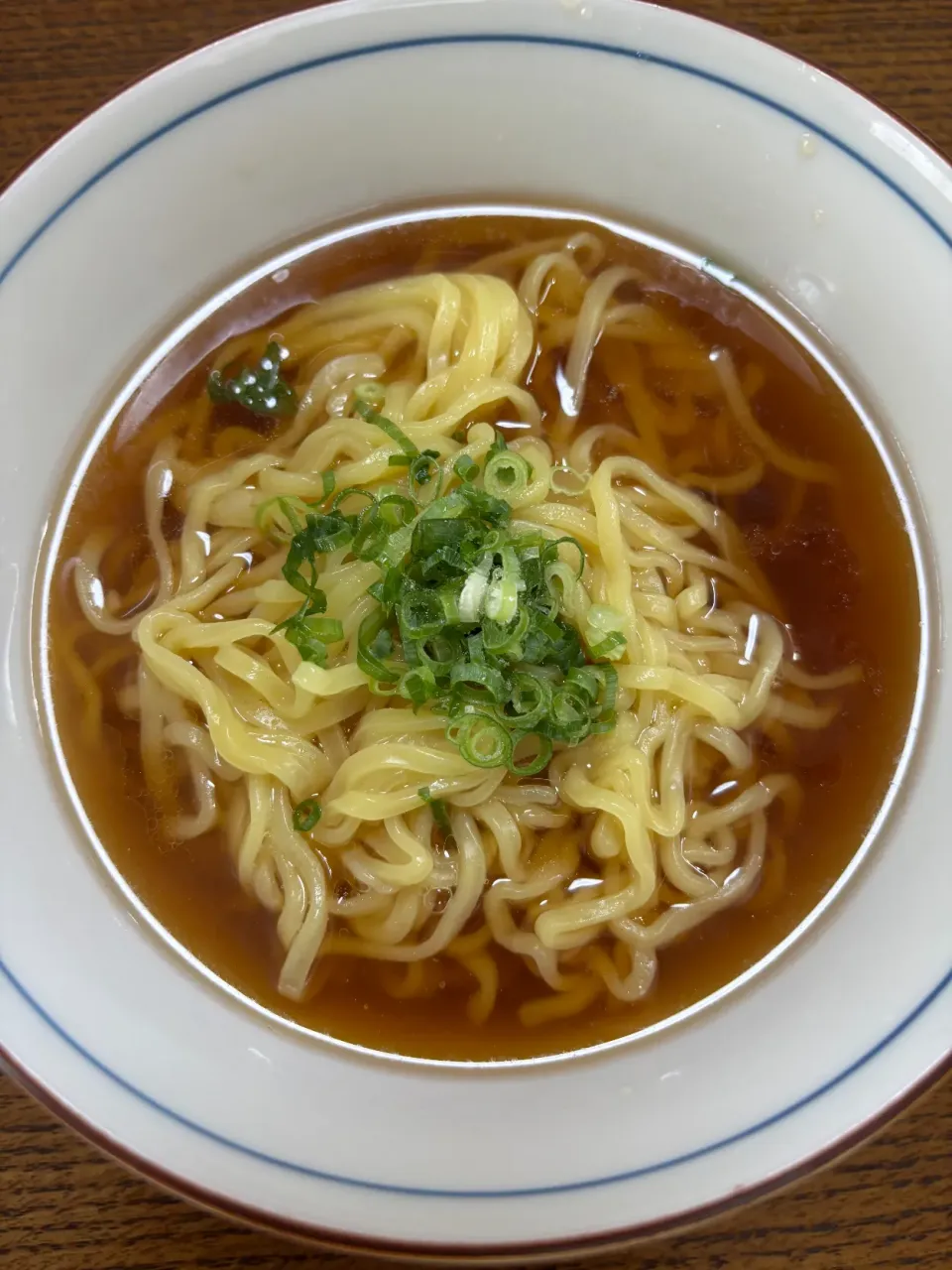 Snapdishの料理写真:朝ラー🍜醤油ラーメン|kudoさん