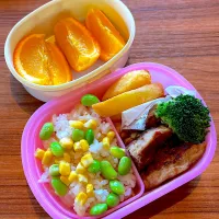 Snapdishの料理写真:今日はびっくりドンキーのお子様ランチをお弁当詰めて届けましたw|Kahoさん