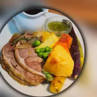 Snapdishの料理写真:roast lamb|ジェンルグクッキングさん