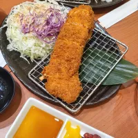 Deep fried salmon |Cindy Hoさん