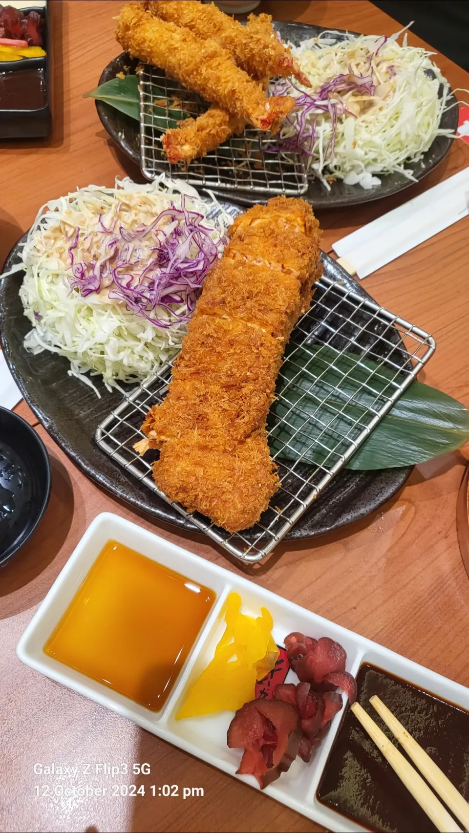 Deep fried salmon |Cindy Hoさん