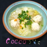 Snapdishの料理写真:ぷちぷち感あり〜な鶏団子のスープ✨|cocco+さん