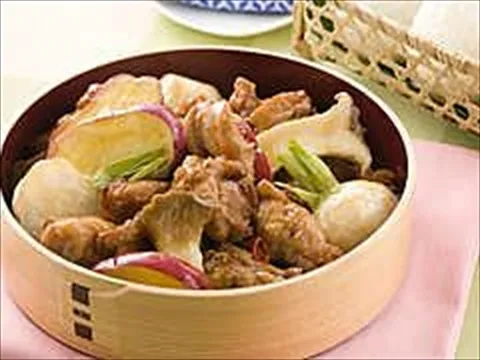 秋野菜の揚げびたしと白むすびのお弁当|ヤマサ醤油公式アカウントさん