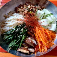 Snapdishの料理写真:ビビンバ🇰🇷|ジュンコ バイヤーさん