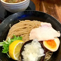 Snapdishの料理写真:鶏魚介つけ麺（大）|みゃ〜・はつさん