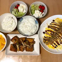 Snapdishの料理写真:オムそば　厚揚げ焼き　サラダ　オレンジ|そのみさん