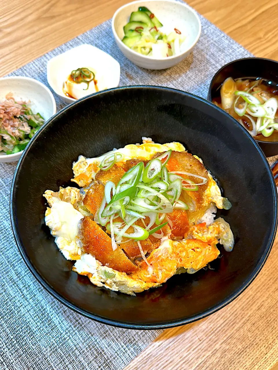 Snapdishの料理写真:カツ丼|akkaさん