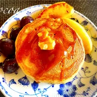 Snapdishの料理写真:焼き林檎パンケーキ|cocoaさん