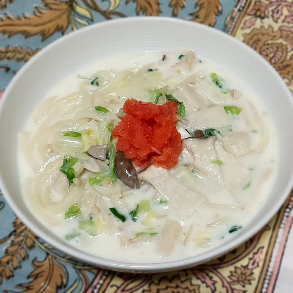 きのこと白菜のたらこクリームうどん|きつねさん