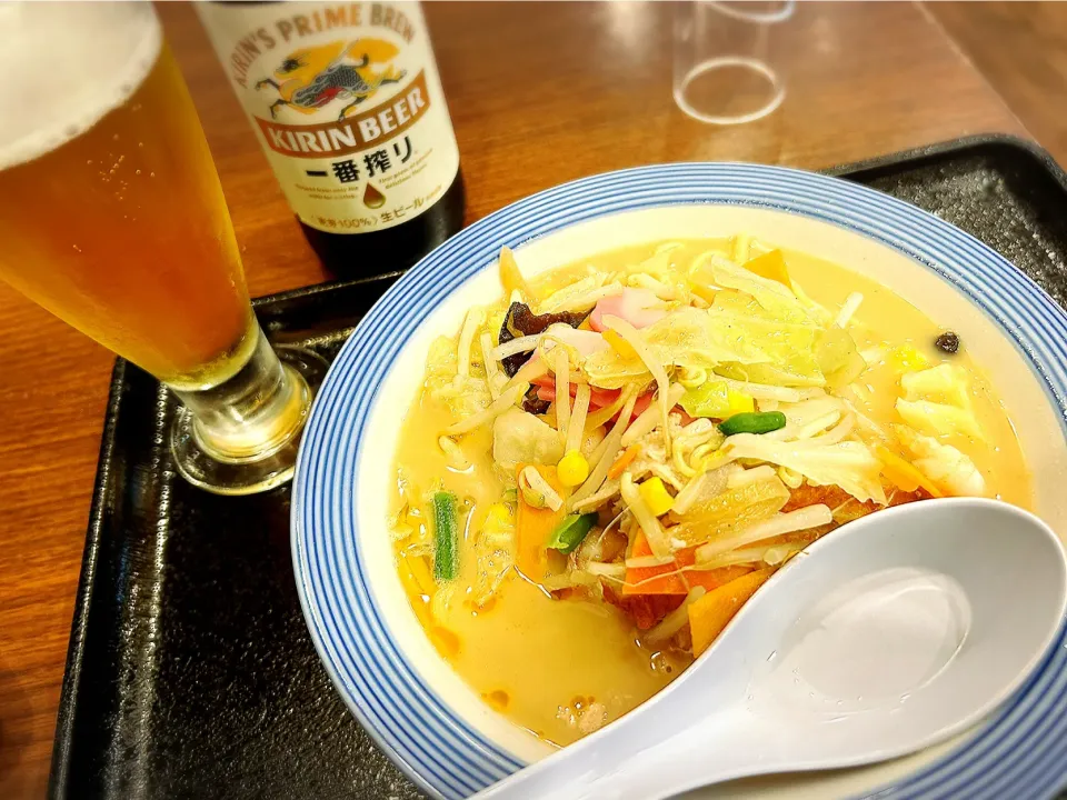 Snapdishの料理写真:長崎ちゃんぽん スモール ¥590|Blue Moon Caféさん