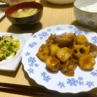 里芋とれんこんと豚肉の照り焼き炒め|さきさん