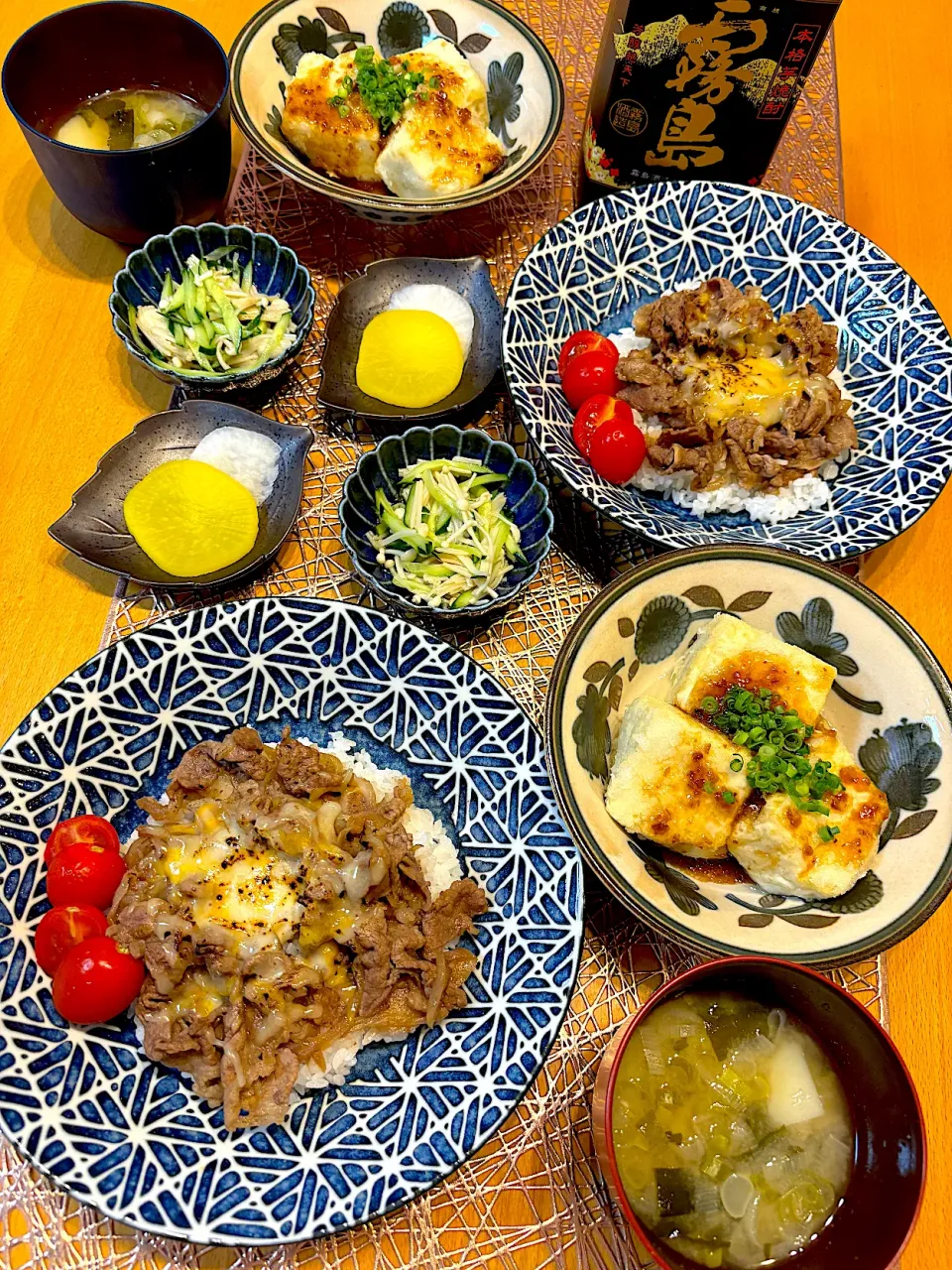 Snapdishの料理写真:🍴𓈒𓂂𓏸炙りチーズ牛丼|あみかさん