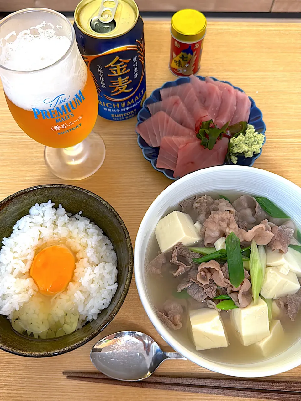 大阪名物の肉吸いと卵かけご飯、お刺身|Tsuneaki Okadaさん