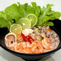 Tomyum. Noodle|Jeejee Limさん