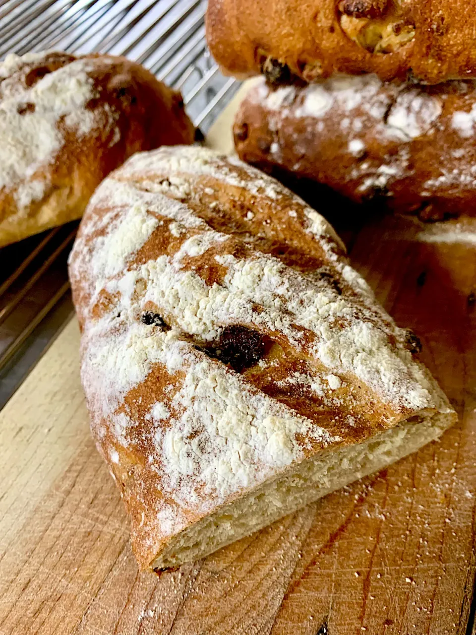 Walnut Raisin Bread|gonbenさん