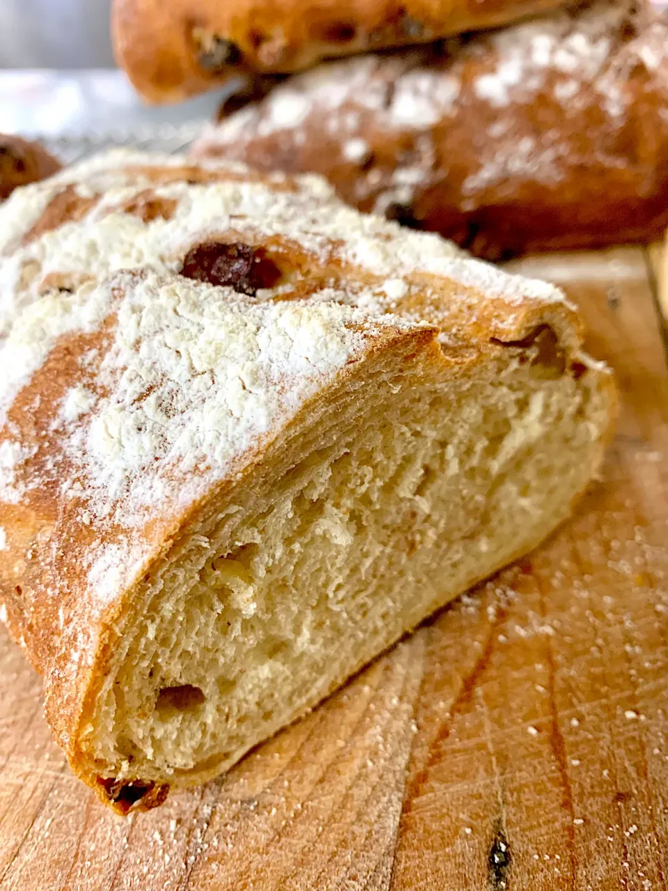 Walnut Raisin Bread (pic2)|gonbenさん