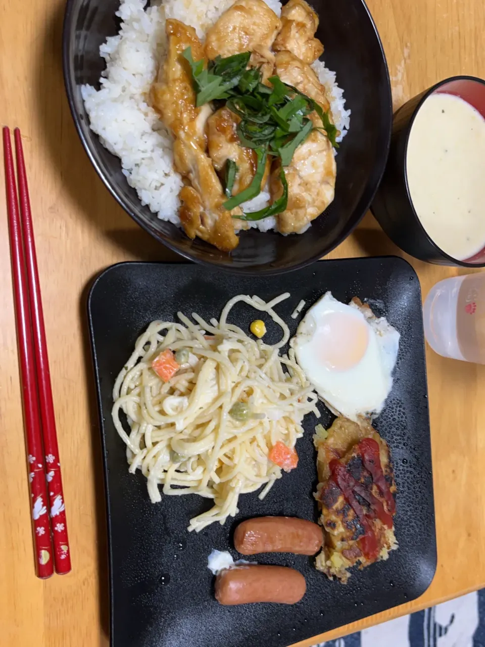 ササミを焼いて焼肉のタレで絡めただけ丼🫢🙌🙌|モモ&ハーブmama🐰🐹🐢🐠❤️さん