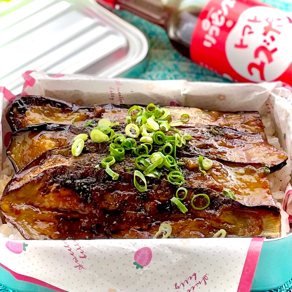 Snapdishの料理写真:本澤さんの茄子の蒲焼き🍆トマトユズポン🍅|sucreroomさん