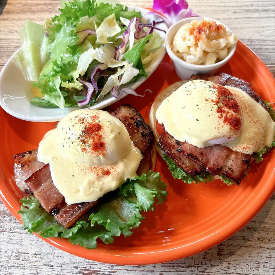 Snapdishの料理写真:エッグベネディクト🍳|nacchan♪さん