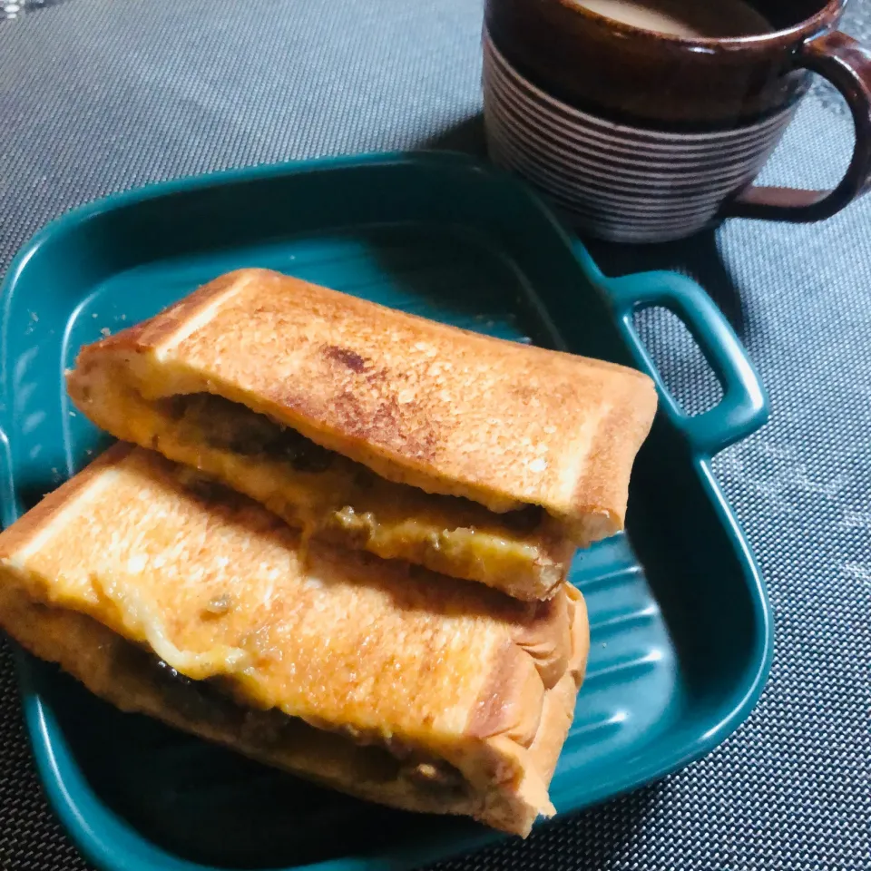 カレーホットサンド🥪|ユミさん