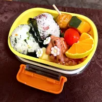 Snapdishの料理写真:ムスメ弁当|csigapogiさん