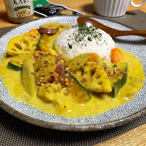 「カリカリトリュフ」を使ってみたSnapdishの料理・レシピ写真:tamaさんの料理 鶏肉ときのこのカレークリーム煮＊ごぼうとさつまいも蓮根、かぼちゃ入り