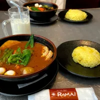 Snapdishの料理写真:ランチ　ラマイのスープカレー|renharuruさん