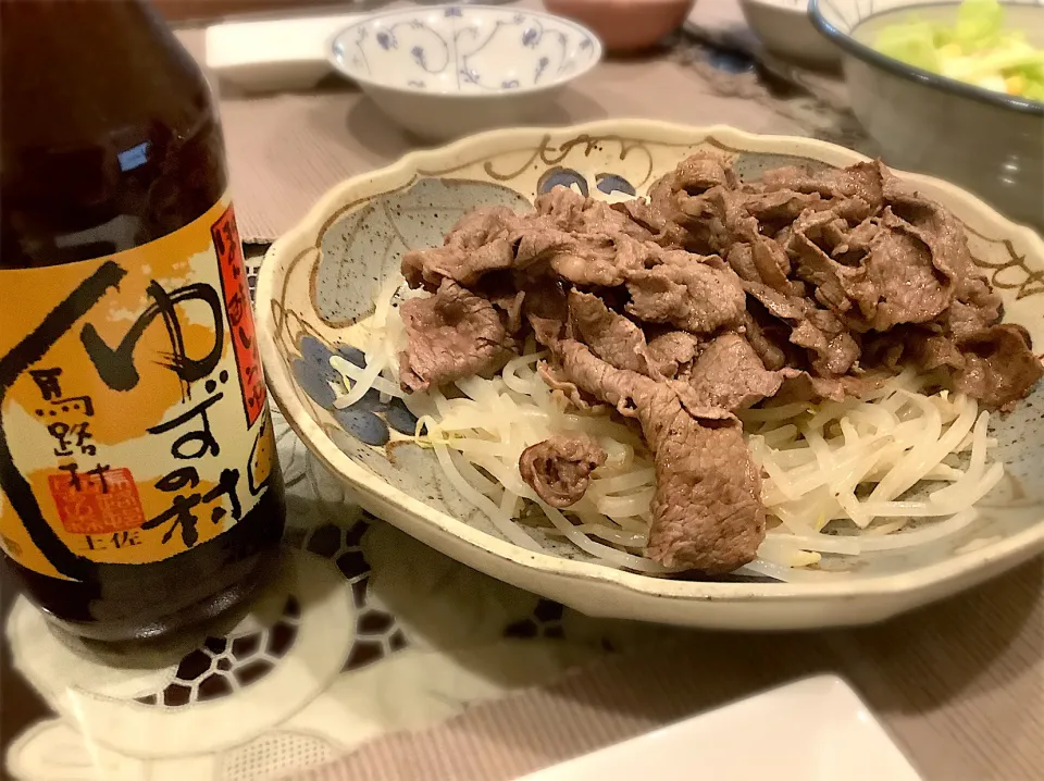 土佐の馬路村のポン酢でいただく『牛しゃぶしゃぶ』😋|アライさんさん