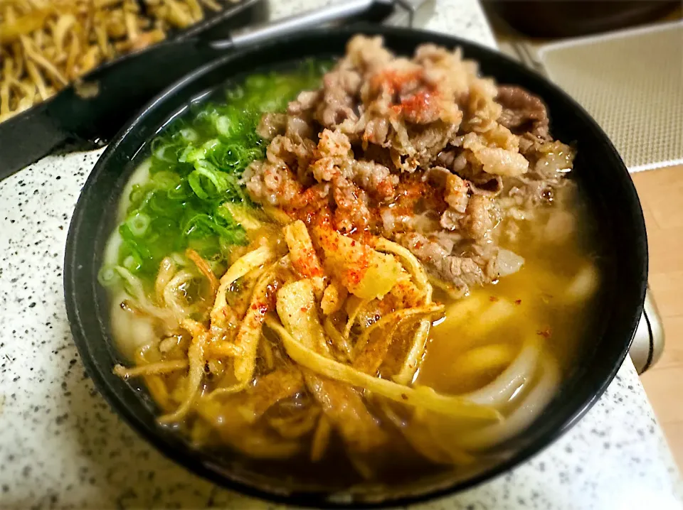 肉ごぼ天うどん|カノウマコトさん