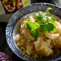 Snapdishの料理写真:しいたけ茶で炊き込みご飯|山田 奈味　Instagram ＊nmymd369さん