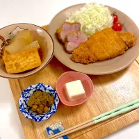 Snapdishの料理写真:トンカツ晩酌セット|Nagashima  Yukoさん