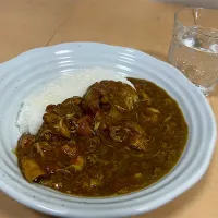 Snapdishの料理写真:朝カレーライス🍛|なかちゃんたまごさん