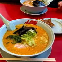 Snapdishの料理写真:朝ラー　山岡家特製味噌ラーメン|renharuruさん