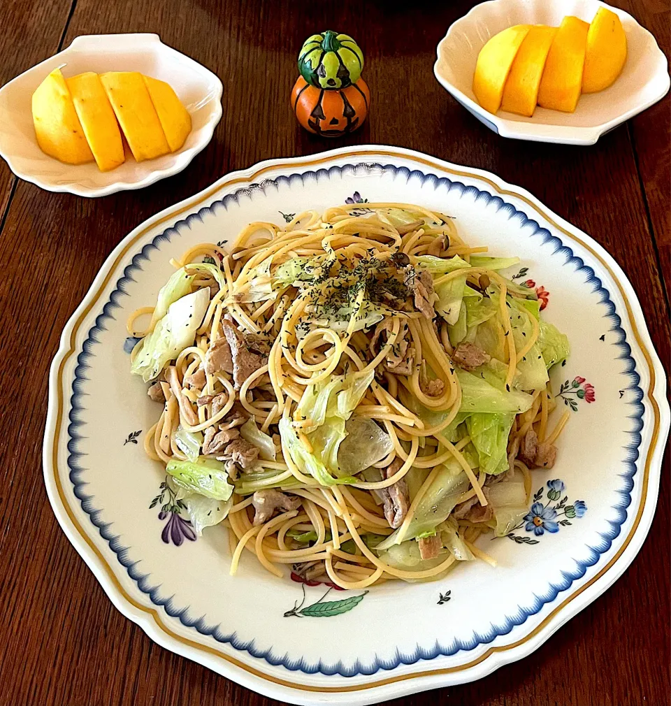 ブランチ♯キャベツと豚肉とキノコのパスタ♯バリラ|小松菜さん