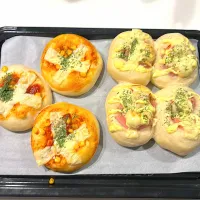 Snapdishの料理写真:娘と作った惣菜パン|yukopunさん