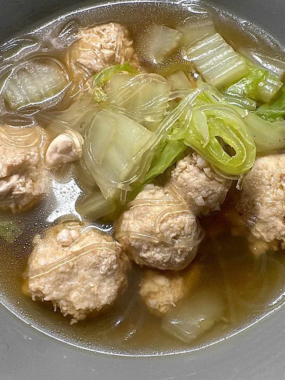 白菜と鶏団子の春雨スープ|かれんさん