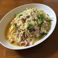 Snapdishの料理写真:絶品豆腐干のぺぺロンチーノ風|mimiしろさん