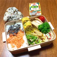 Snapdishの料理写真:10月21日お弁当＆朝練おにぎり| Meimamaさん