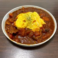 Snapdishの料理写真:ビーフシチューリメイク オムハヤシ|dashi menjiroさん