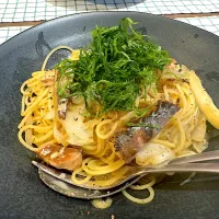 Snapdishの料理写真:サバの和風パスタ| ぴよすさん