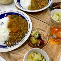 Snapdishの料理写真:今日はカレー！|dannagayasetaさん