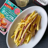 Snapdishの料理写真:じゃがいもとさつまいものフライドポテト