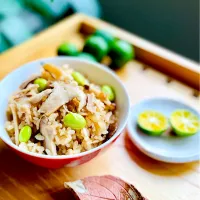 Snapdishの料理写真:ふふっ🤭松茸ご飯？松茸風味のきのこごはん|アッコちゃん✨さん